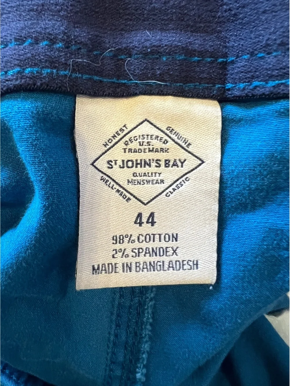 St. John’s Bay Sz 44 Stretch Cargo Shorts